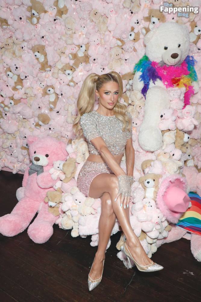 Paris Hilton Stuns at the Alice + Olivia’s Annual Pride Event (84 Photos) - #6