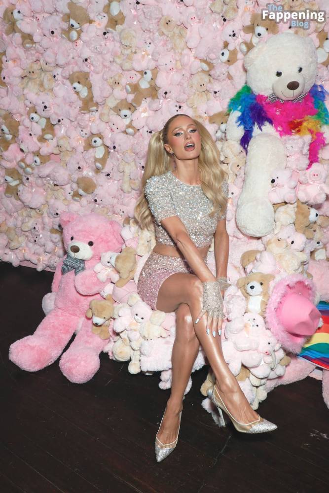 Paris Hilton Stuns at the Alice + Olivia’s Annual Pride Event (84 Photos) - #5