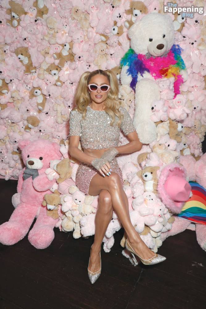 Paris Hilton Stuns at the Alice + Olivia’s Annual Pride Event (84 Photos) - #14
