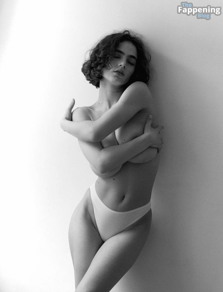 Solomia Maievska Nude & Sexy (24 Photos) - #9