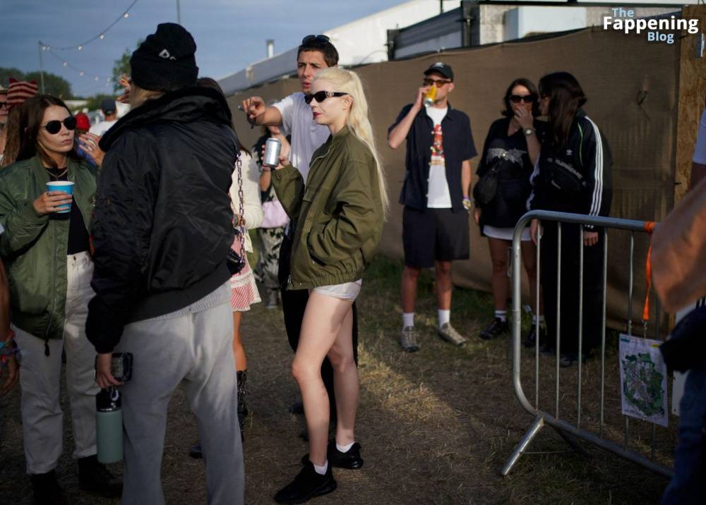 Anya Taylor-Joy Stuns in a Wet T-Shirt at Glastonbury Festival (27 Photos) - #19
