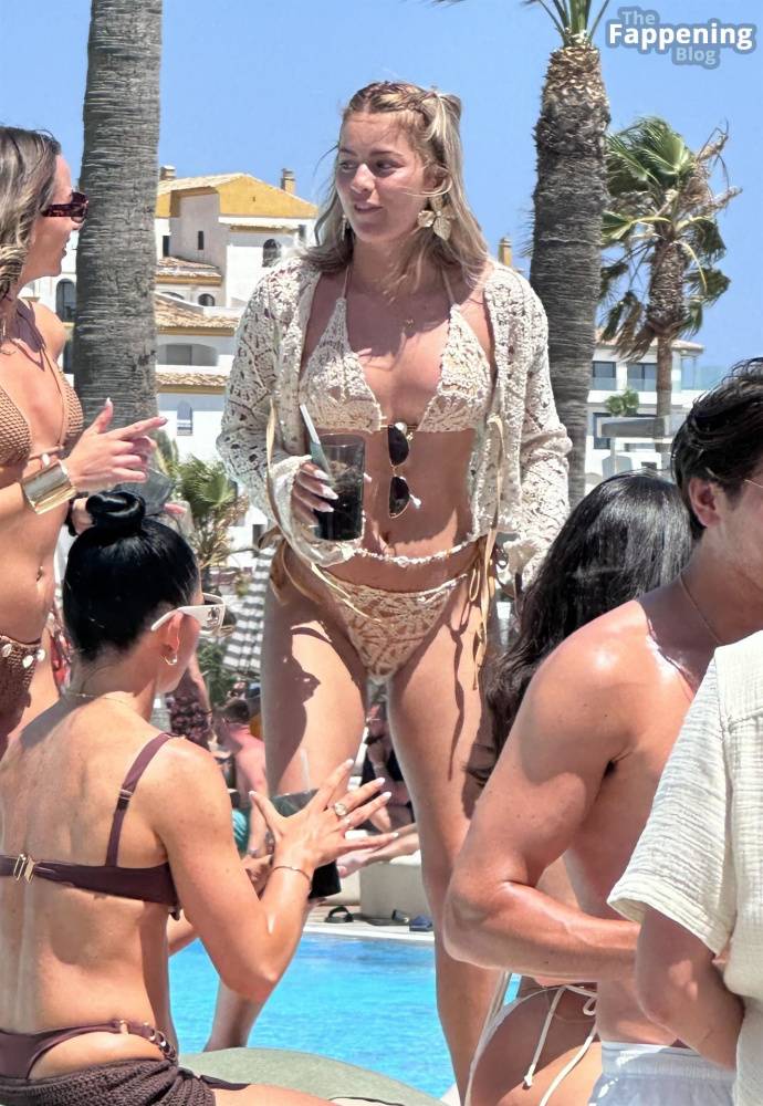 Tasha Ghouri Stuns in a Bikini as She Parties in Marbella (72 Photos) - #10