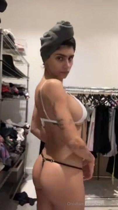 Mia Khalifa Nude Lingerie Try-On OnlyFans Video Leaked - #16