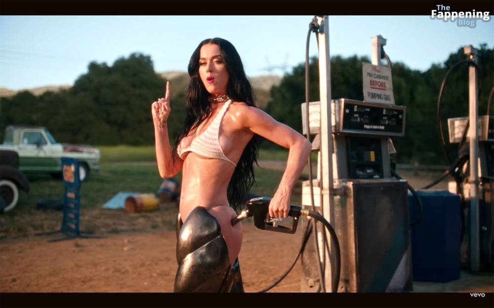 Katy Perry Hot – Woman’s World (54 Pics + Video) - #21