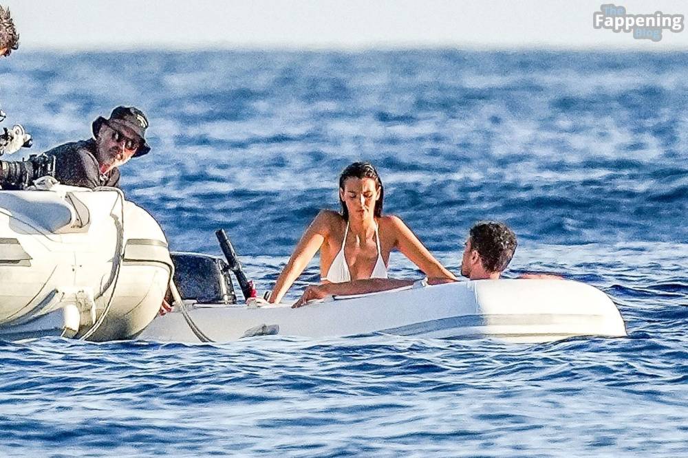 Vittoria Ceretti & Theo James Shoot a Commercial at the Faraglioni in Capri for Dolce & Gabbana (40 Photos) - #13