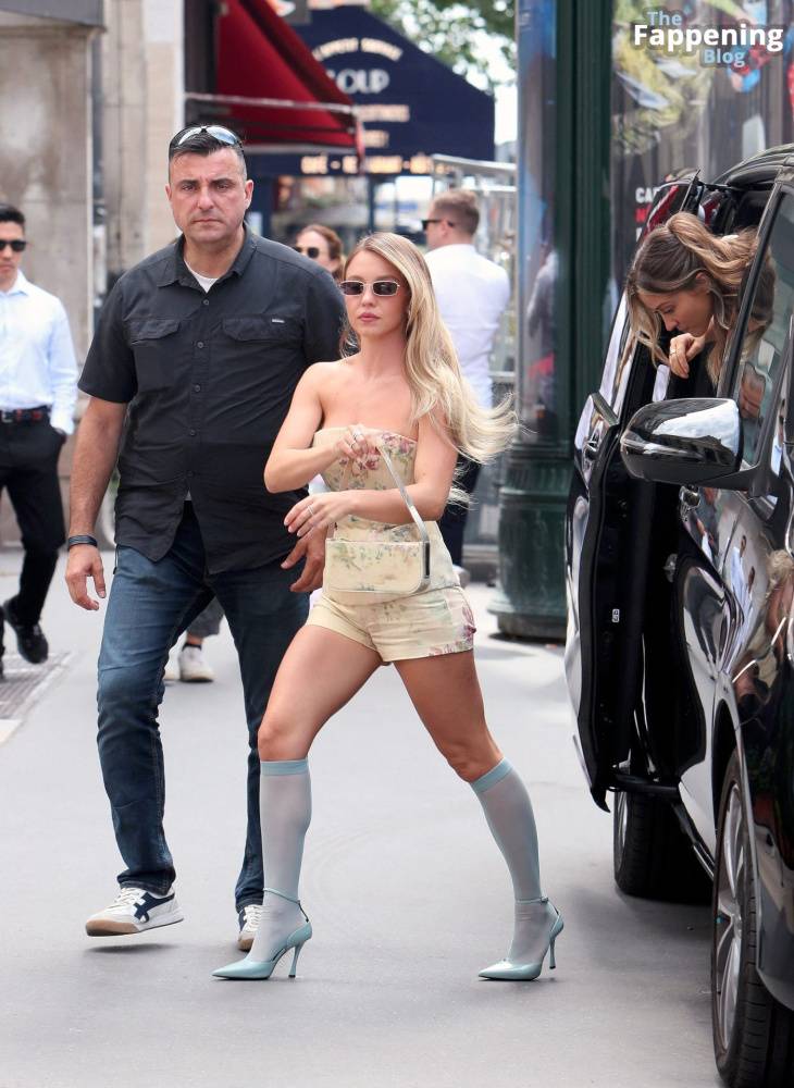 Sydney Sweeney Goes Shopping While in Paris (18 Photos) - #4