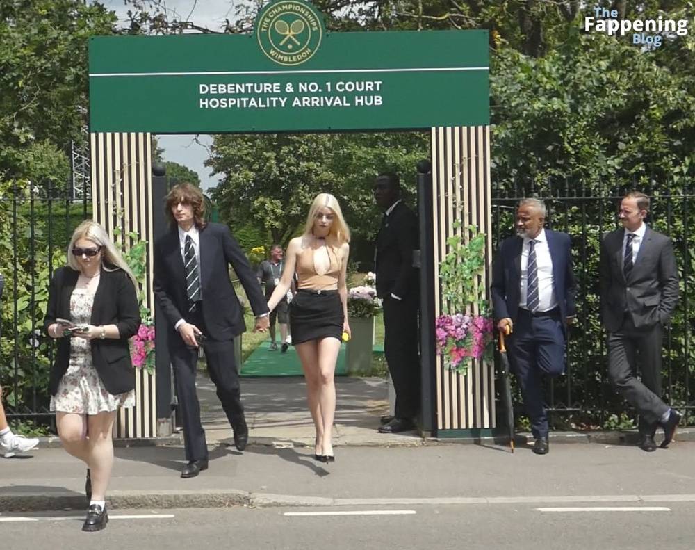 Anya Taylor-Joy & Malcolm McRae Attend The Wimbledon Finals (23 Photos) - #3