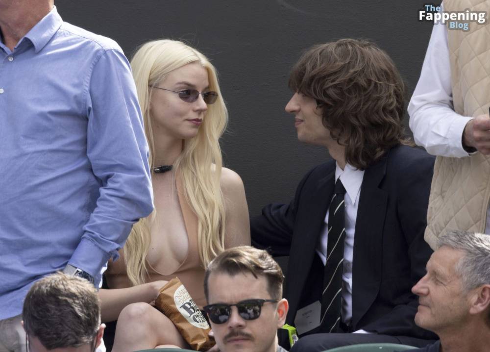 Anya Taylor-Joy & Malcolm McRae Attend The Wimbledon Finals (23 Photos) - #20