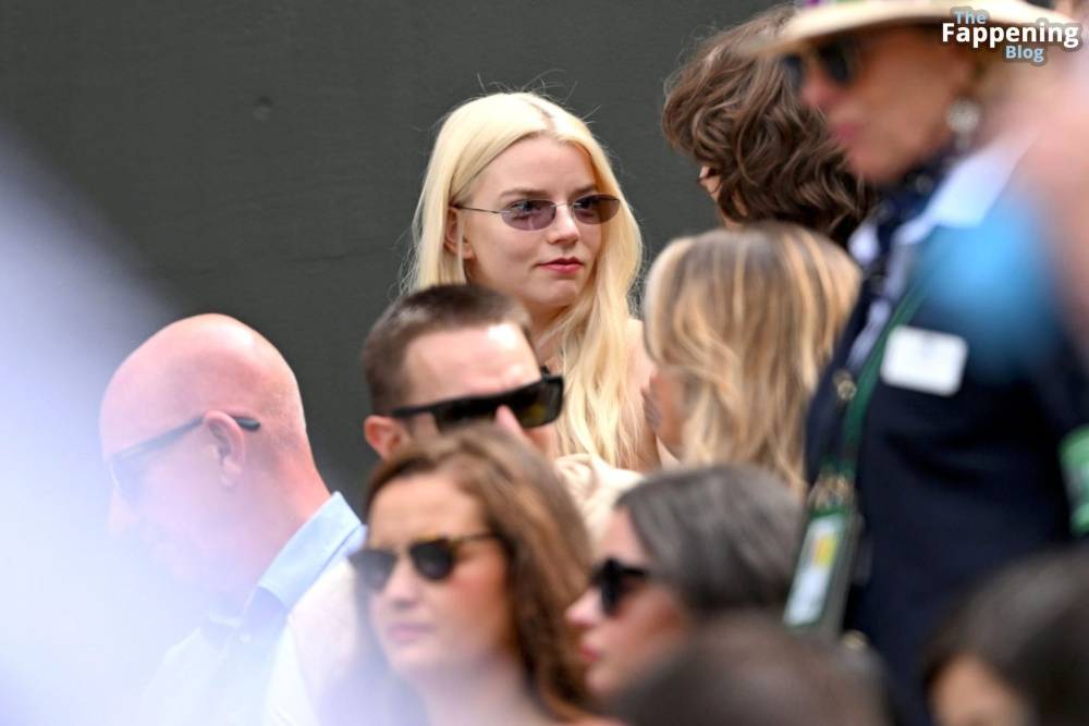 Anya Taylor-Joy & Malcolm McRae Attend The Wimbledon Finals (23 Photos) - #18