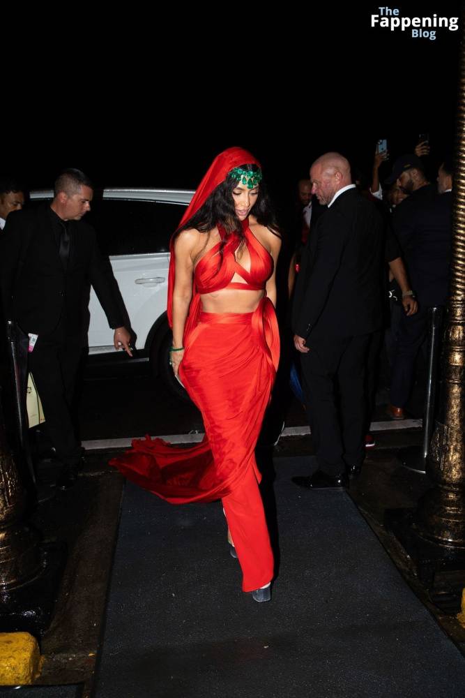 Kim Kardashian Stuns in a Red Dress in Mumbai (33 Photos) - #13