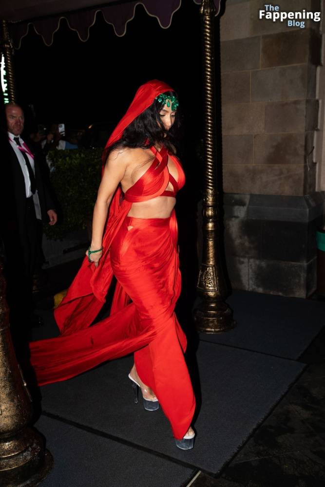 Kim Kardashian Stuns in a Red Dress in Mumbai (33 Photos) - #11