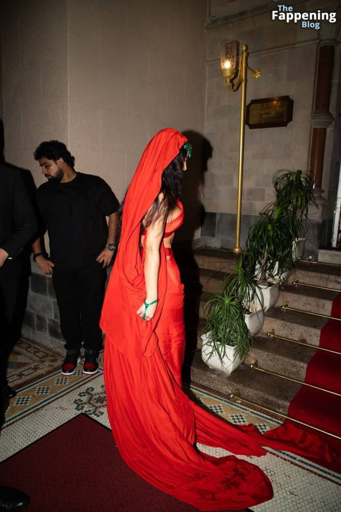 Kim Kardashian Stuns in a Red Dress in Mumbai (33 Photos) - #4