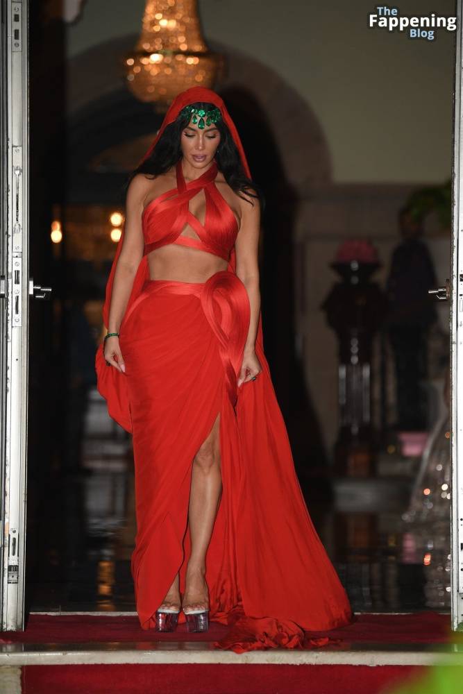 Kim Kardashian Stuns in a Red Dress in Mumbai (33 Photos) - #30