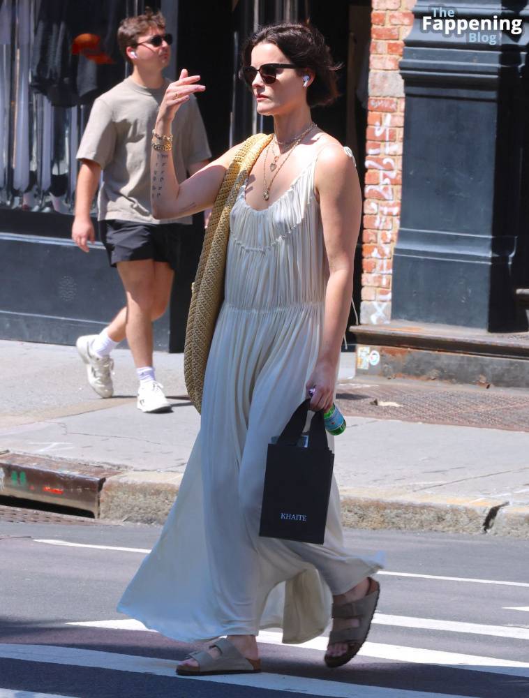 Jaimie Alexander Goes Braless in NYC (16 Photos) - #11