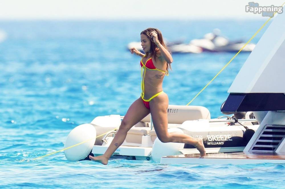 Anitta Displays Her Sexy Booty in a Bikini (40 Photos) - #25