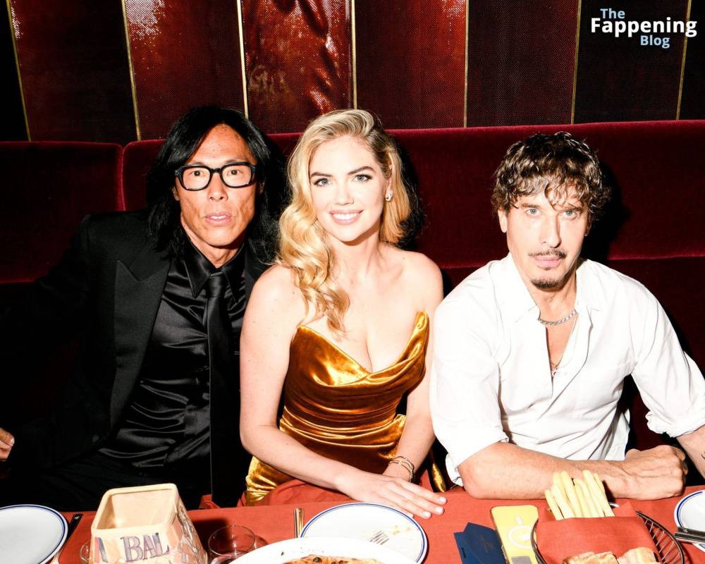 Kate Upton Looks Sexy in a Gold Dress at the V Magazine Dinner in NYC (14 Photos) - #7