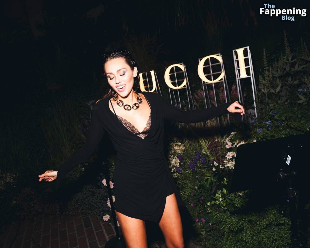 Miley Cyrus Looks Hot in a Black Dress at the Gucci Party (25 Photos) - #8