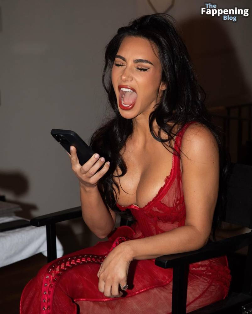 Kim Kardashian Sexy (8 New Photos) - #6