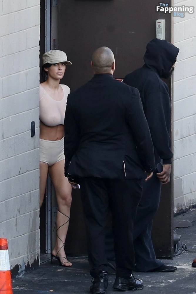 Bianca Censori Shows Off Her Nude Boobs in LA (78 Photos) - #10