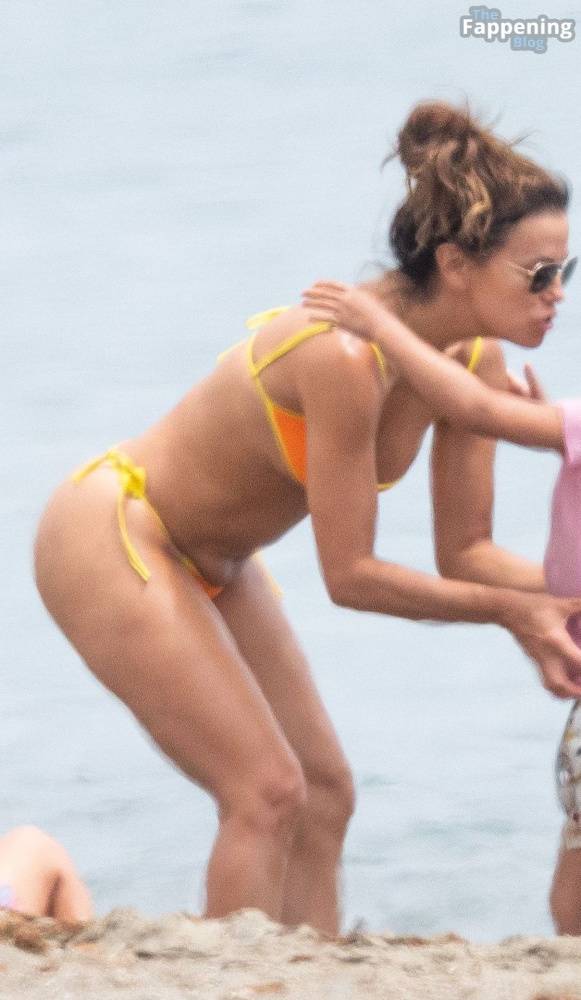 Eva Longoria Displays Her Sexy Booty on the Beach in Marbella (28 Photos) - #4