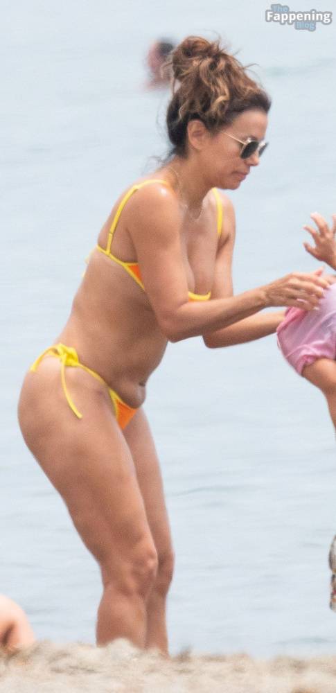 Eva Longoria Displays Her Sexy Booty on the Beach in Marbella (28 Photos) - #19