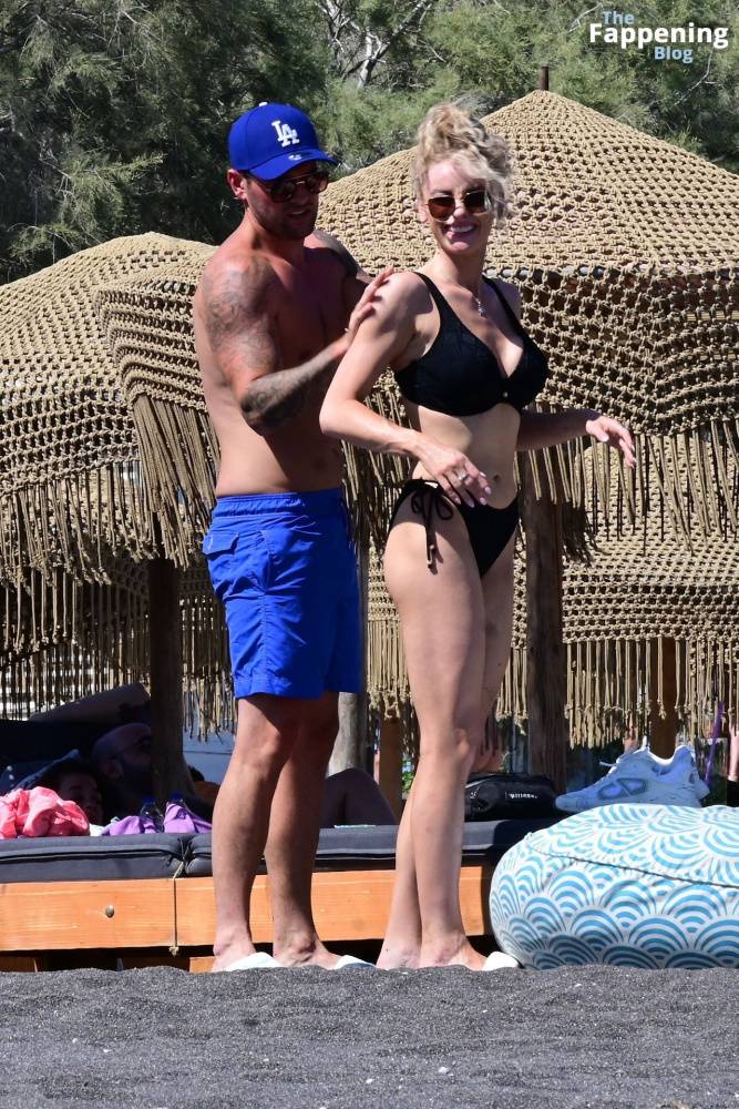 Katie McGlynn Stuns in a Black Bikini as She Hits the Beach in Santorini (29 Photos) - #7