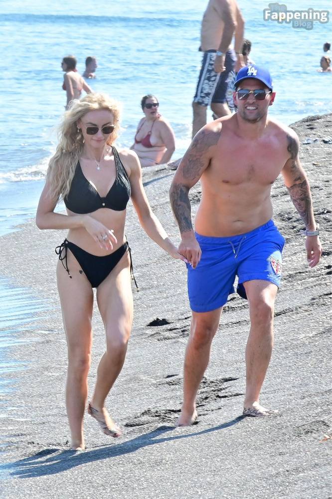 Katie McGlynn Stuns in a Black Bikini as She Hits the Beach in Santorini (29 Photos) - #26