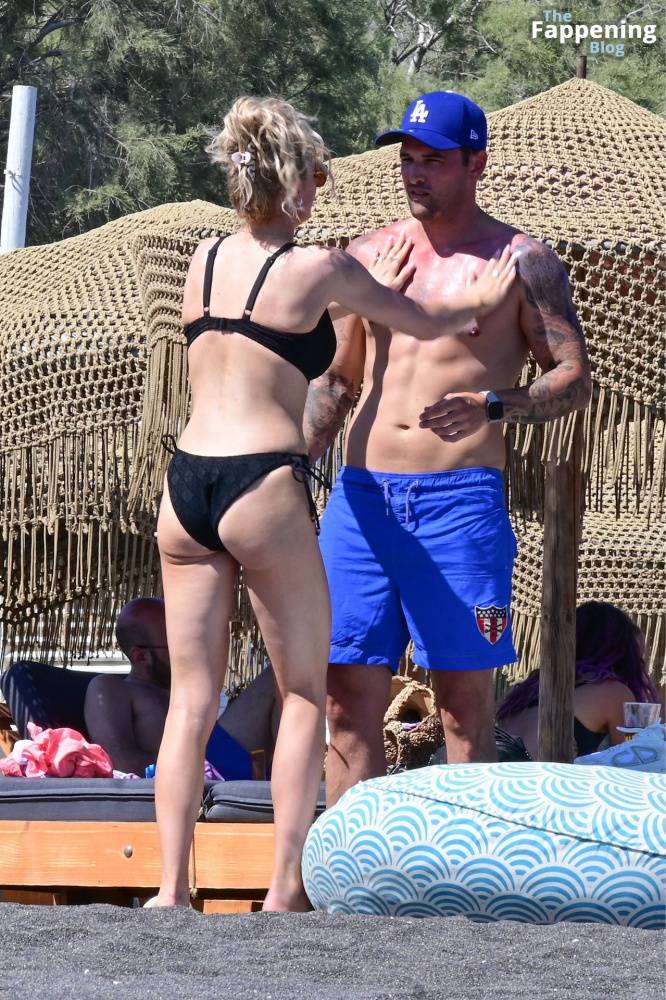 Katie McGlynn Stuns in a Black Bikini as She Hits the Beach in Santorini (29 Photos) - #17