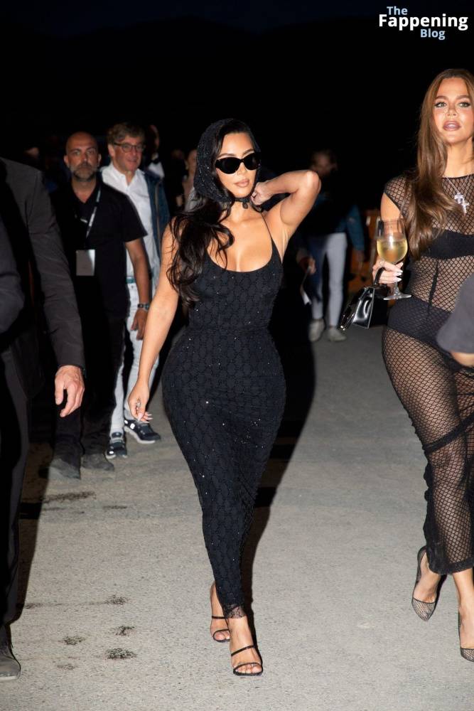 Kim Kardashian Shows Off Her Assets at Andrea Bocelli’s Concert (14 Photos) - #4