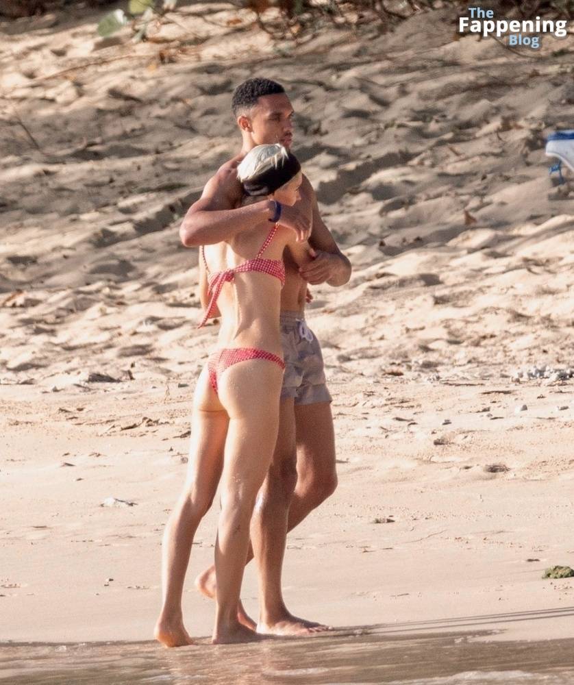 Iris Law & Trent Alexander-Arnold Soak Up the Sun During Barbados Getaway (23 Photos) - #21