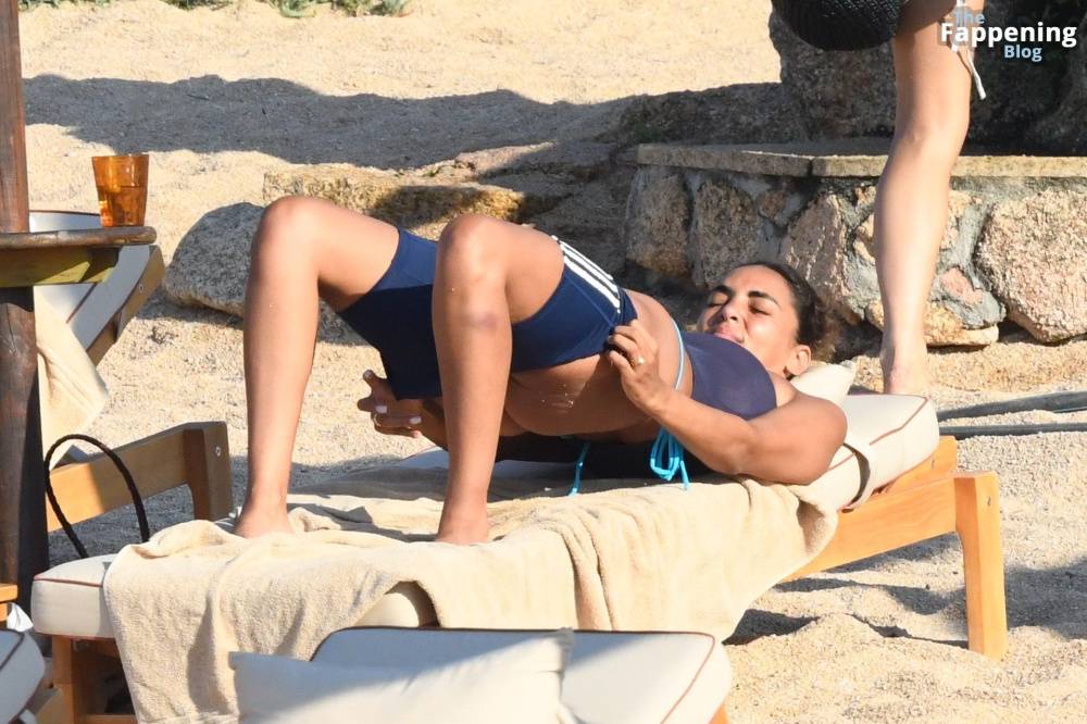 Sandra Shehab & William Saliba Take a Break in Sardinia (66 Photos) - #25