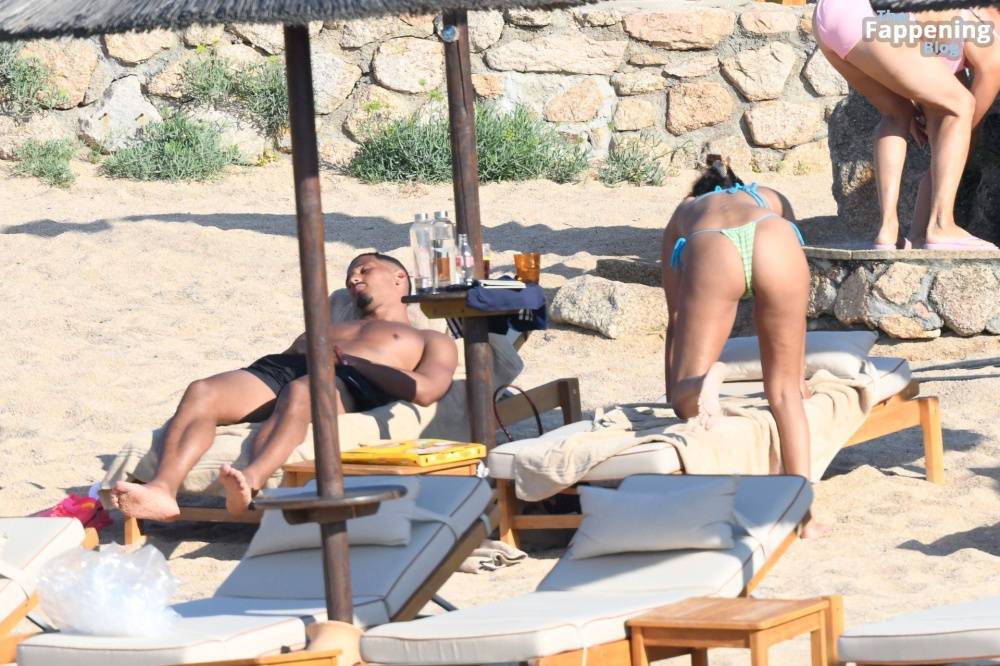 Sandra Shehab & William Saliba Take a Break in Sardinia (66 Photos) - #3