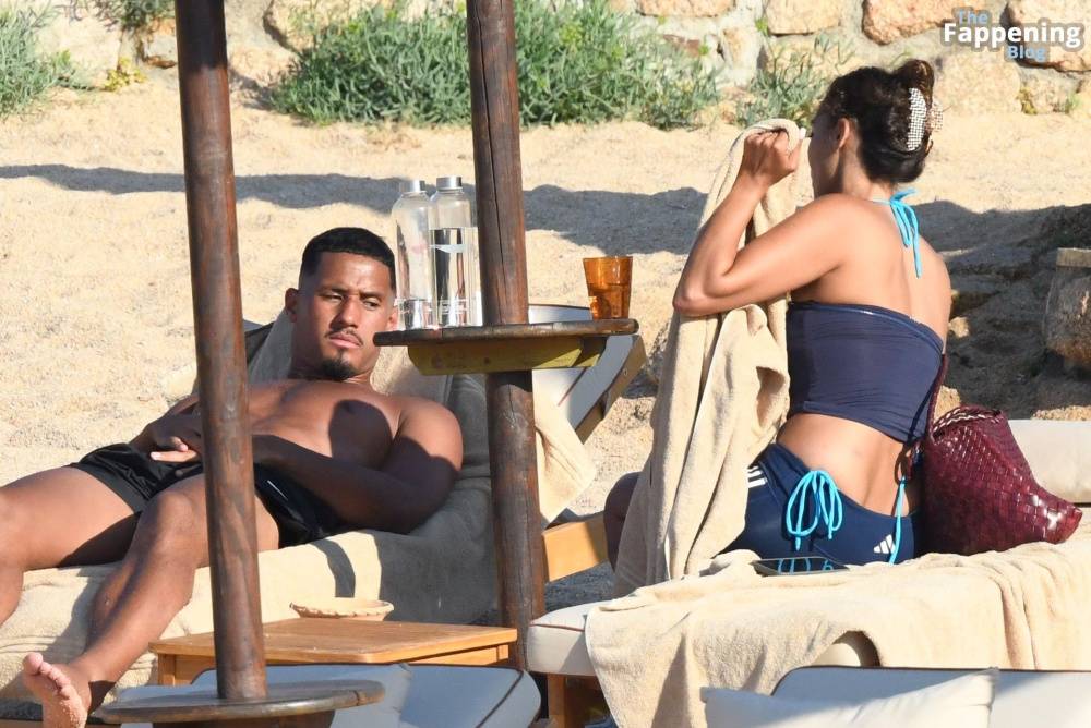 Sandra Shehab & William Saliba Take a Break in Sardinia (66 Photos) - #6