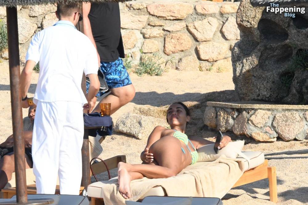 Sandra Shehab & William Saliba Take a Break in Sardinia (66 Photos) - #11