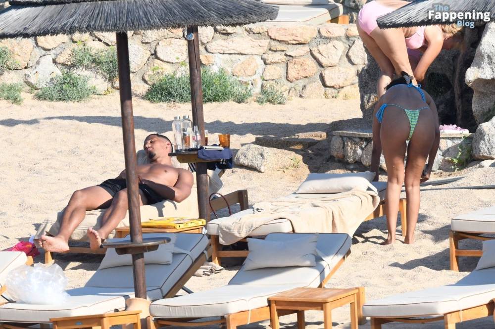 Sandra Shehab & William Saliba Take a Break in Sardinia (66 Photos) - #13