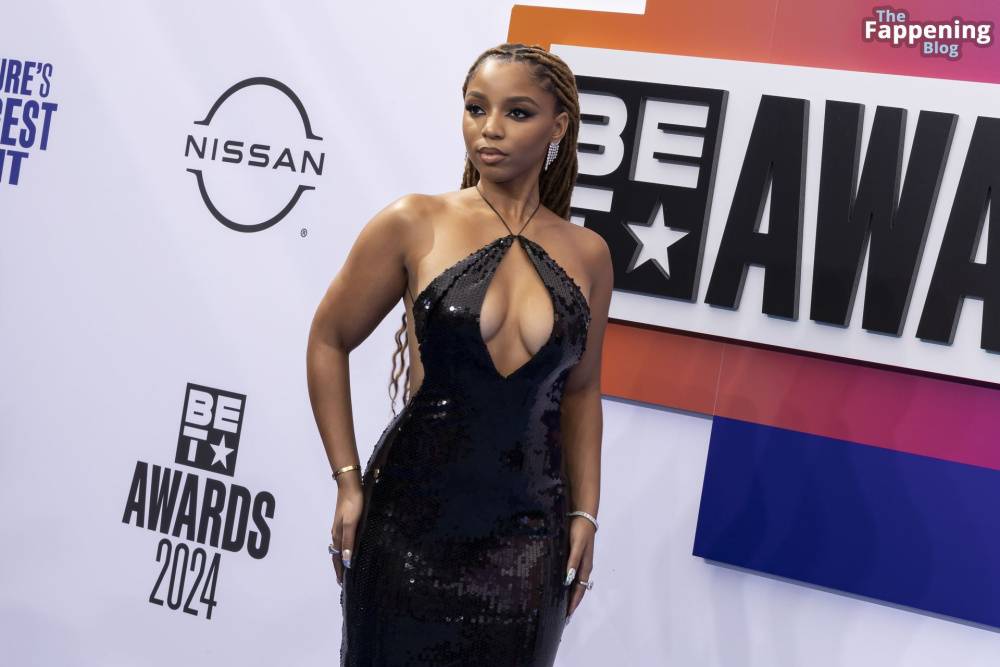 Chloe Bailey Shows Off Her Big Boobs at the BET Awards 2024 (49 Photos) - #4