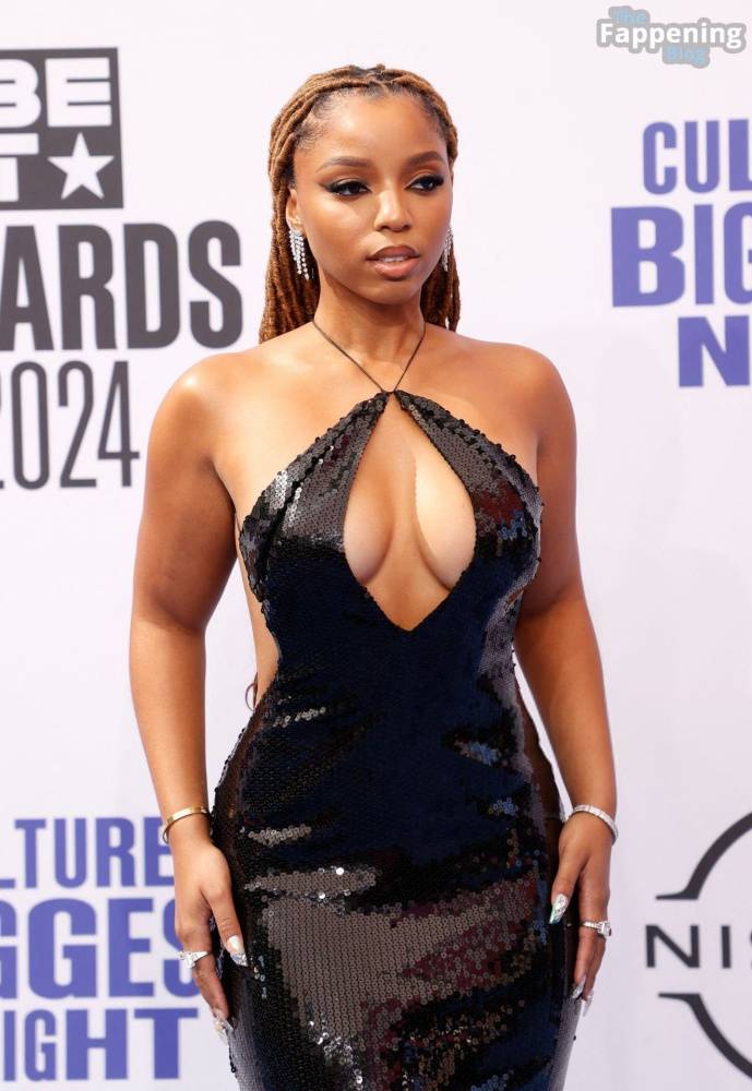 Chloe Bailey Shows Off Her Big Boobs at the BET Awards 2024 (49 Photos) - #24