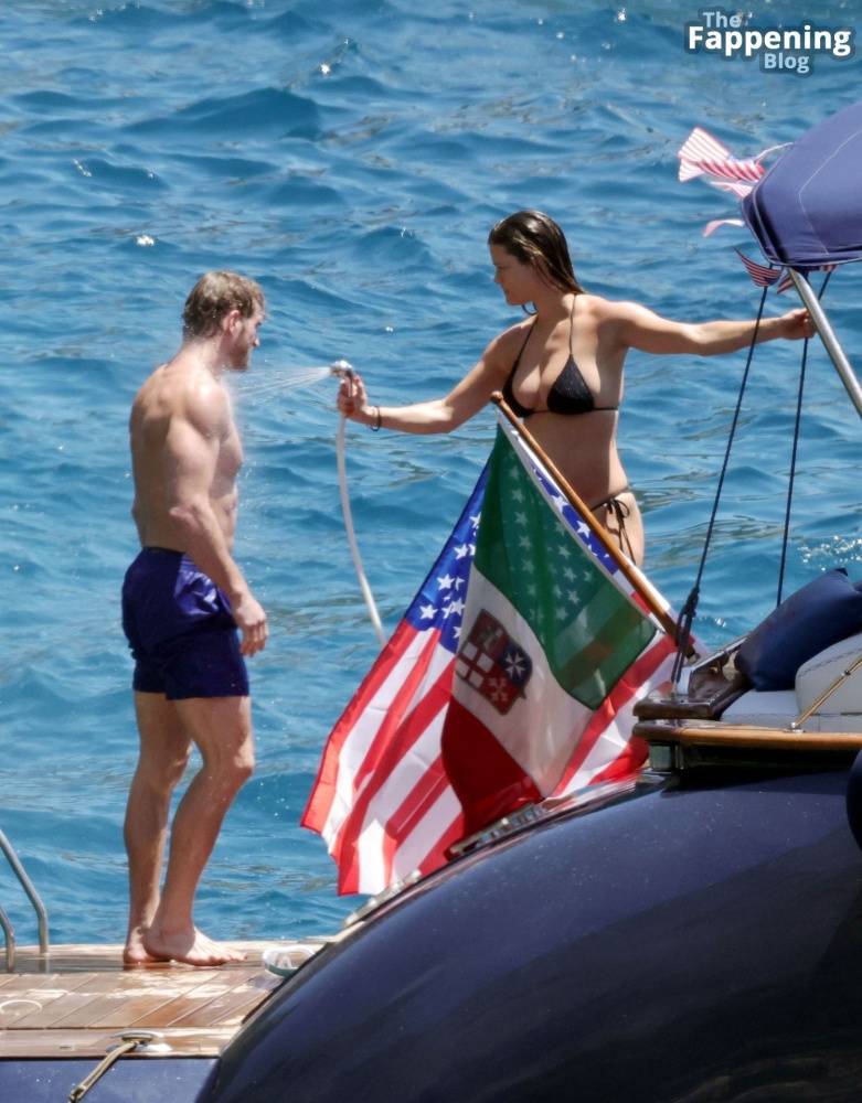 Nina Agdal & Logan Paul Celebrate July the 4th Independence Day in Capri (45 Photos) - #23