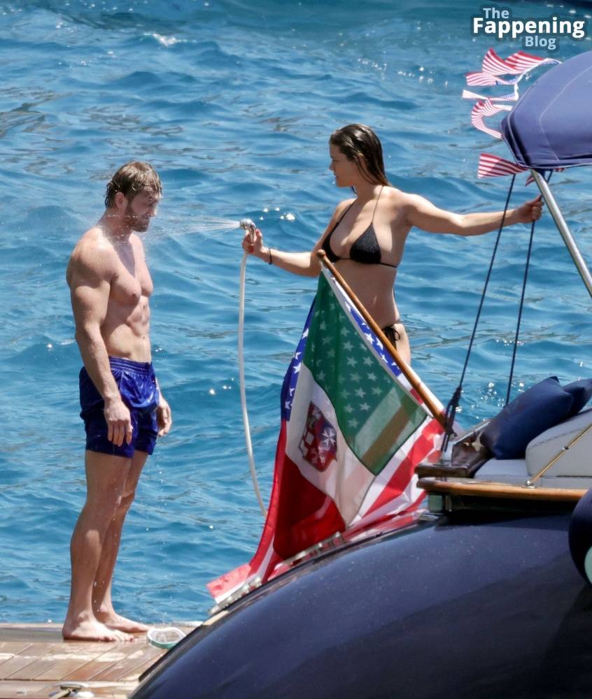 Nina Agdal & Logan Paul Celebrate July the 4th Independence Day in Capri (45 Photos) - #25