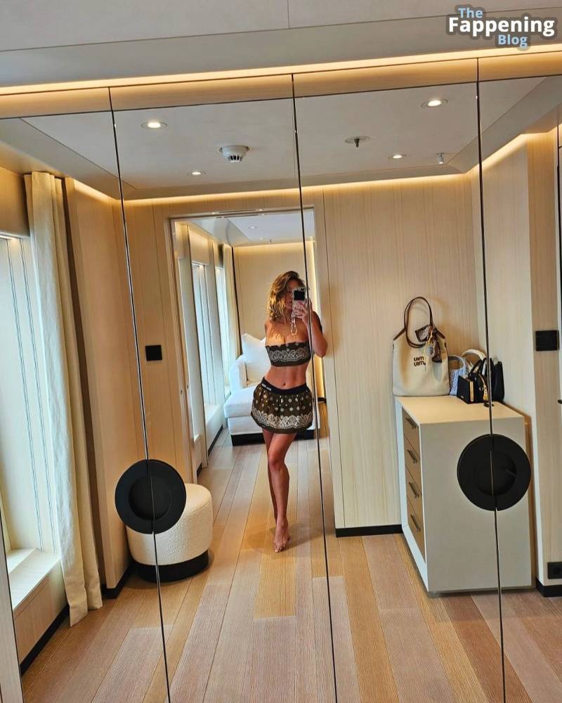 Sydney Sweeney Hot (8 Photos) - #6