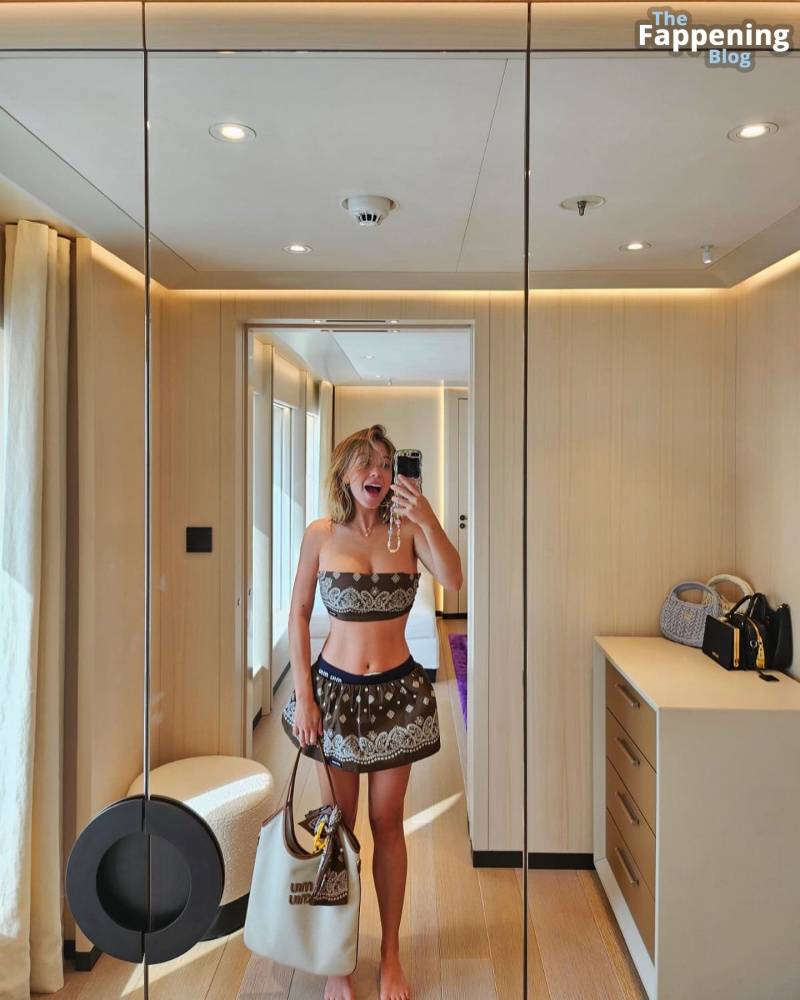 Sydney Sweeney Hot (8 Photos) - #2
