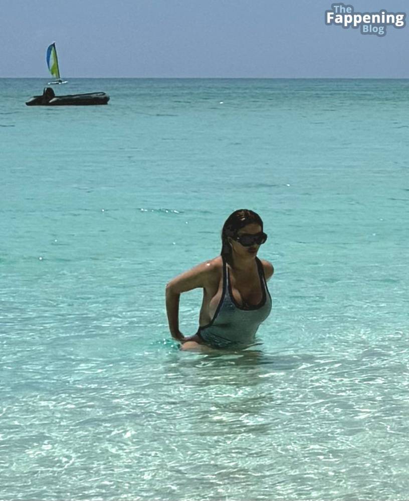Larsa Pippen Flaunts Her Curves in a Swimsuit During Turks And Caicos Vacation (58 Photos) - #29