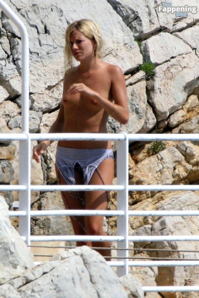 Sienna Miller Swims Almost Nude (125 Photos) | Photo: 771969