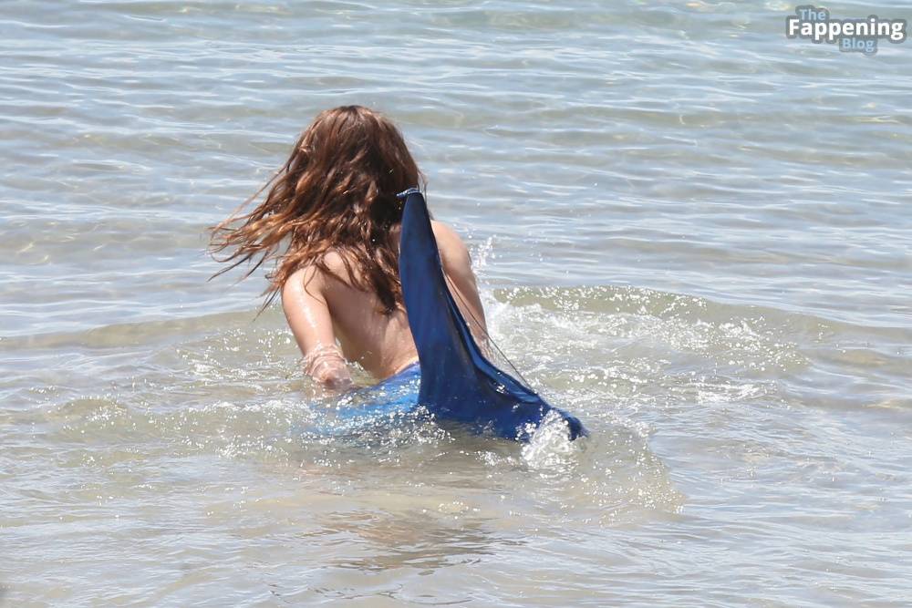 Doria Tillier Displays Her Nude Tuts as a Mermaid For a Shoot (28 Photos) | Photo: 772009