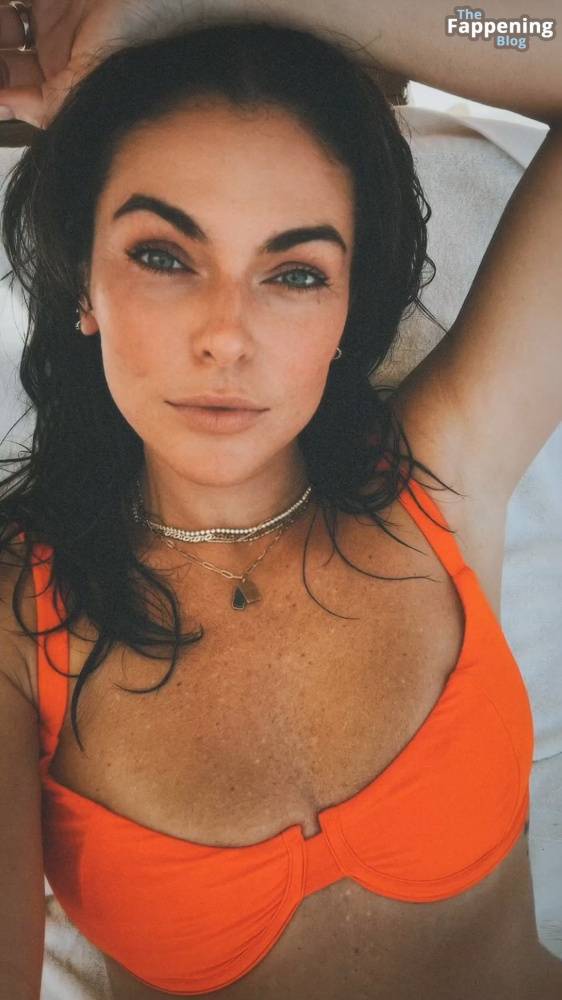 Serinda Swan Sexy (6 Photos) | Photo: 772197