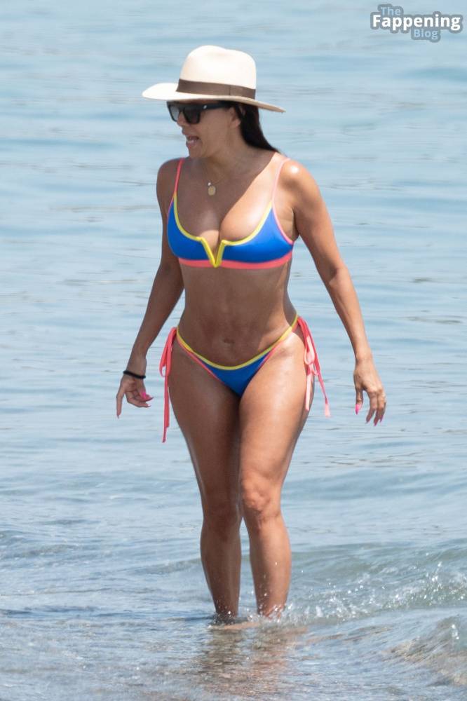 Eva Longoria Displays Her Sexy Assets in a Bikini on the Beach in Spain (59 Photos) - #15