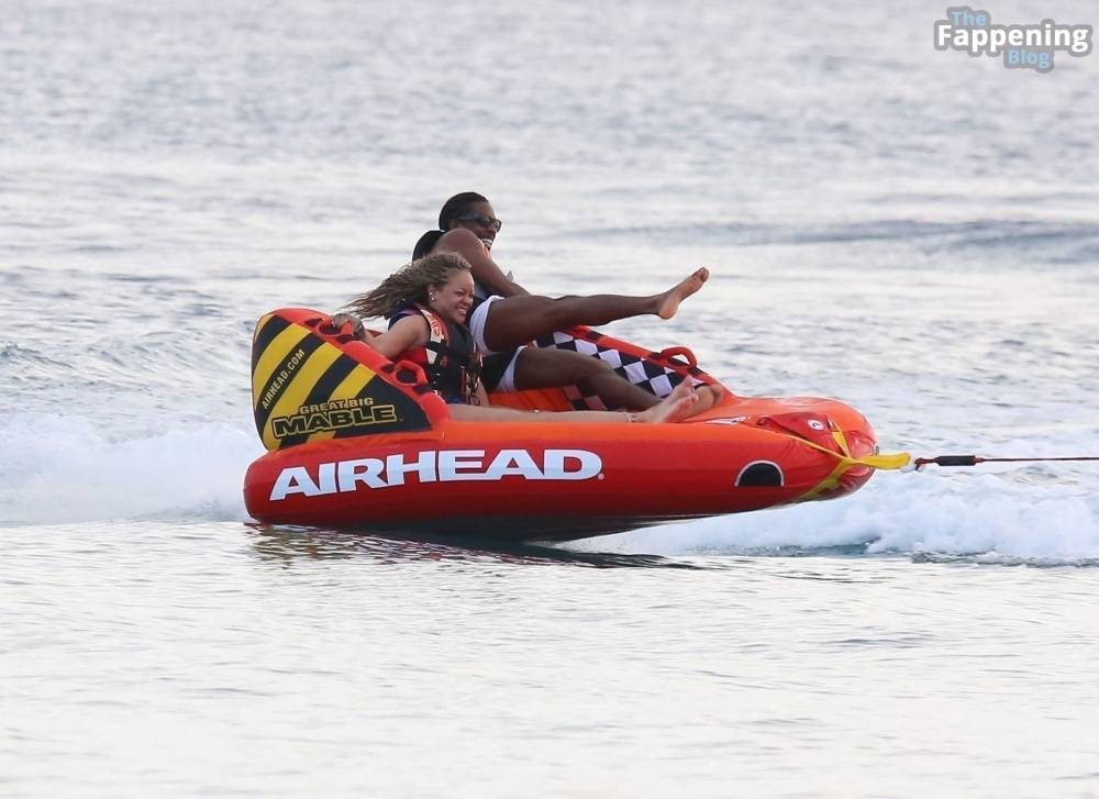 Rihanna & Her Beau are Seen During Their Caribbean Getaway in Barbados (247 Photos) - #24