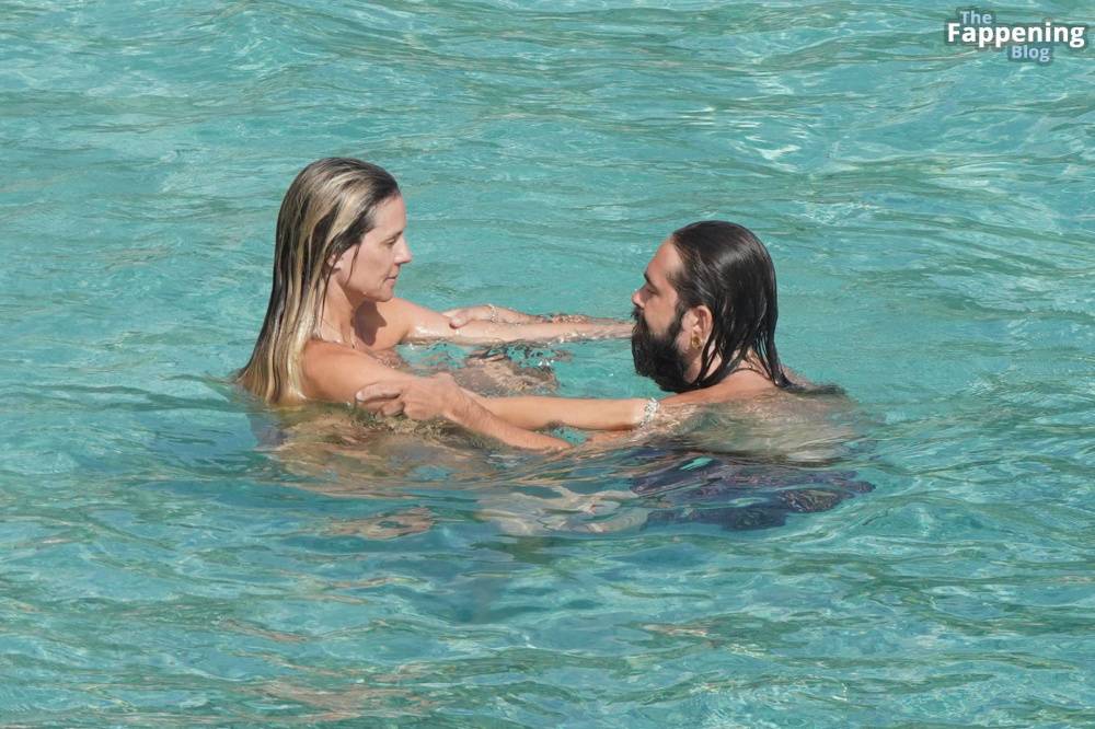 Heidi Klum Enjoys a Blissful Beach Getaway in St. Barts with Her Boyfriend (66 Nude Photos) - #29