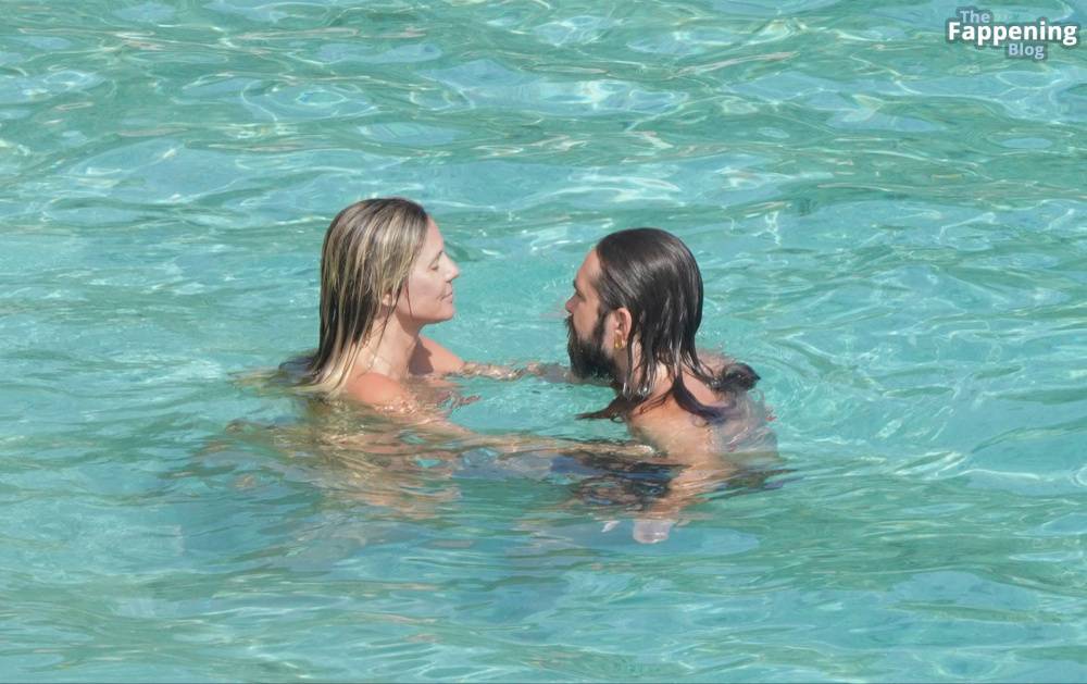 Heidi Klum Enjoys a Blissful Beach Getaway in St. Barts with Her Boyfriend (66 Nude Photos) - #8