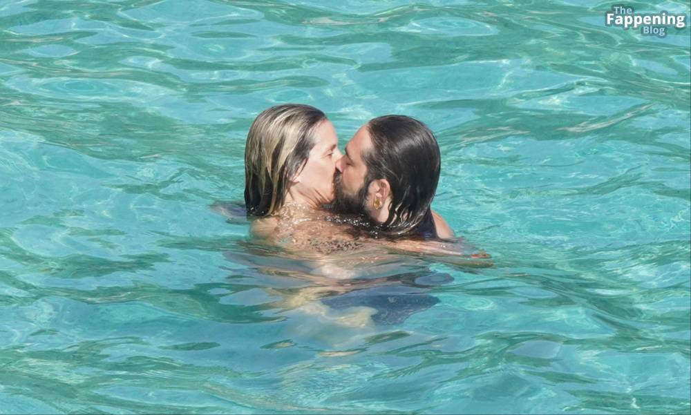 Heidi Klum Enjoys a Blissful Beach Getaway in St. Barts with Her Boyfriend (66 Nude Photos) - #27